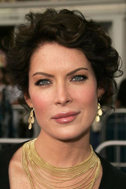 Key visual of Lara Flynn Boyle