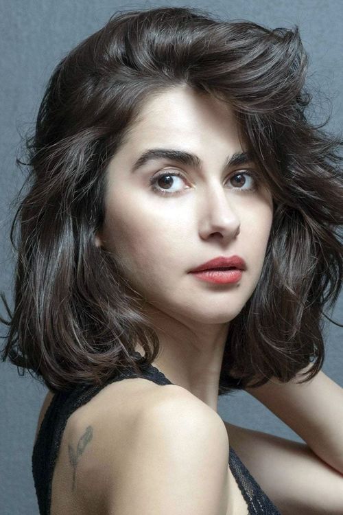 Key visual of Nesrin Cavadzade