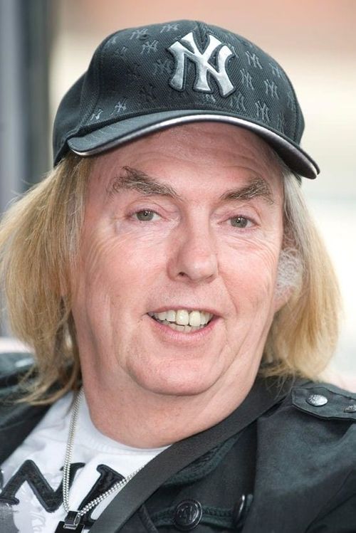 Key visual of Dave Hill