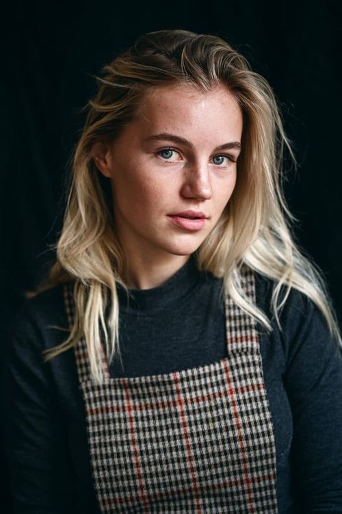 Key visual of Louise Sophie Arnold