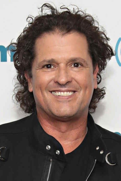 Key visual of Carlos Vives