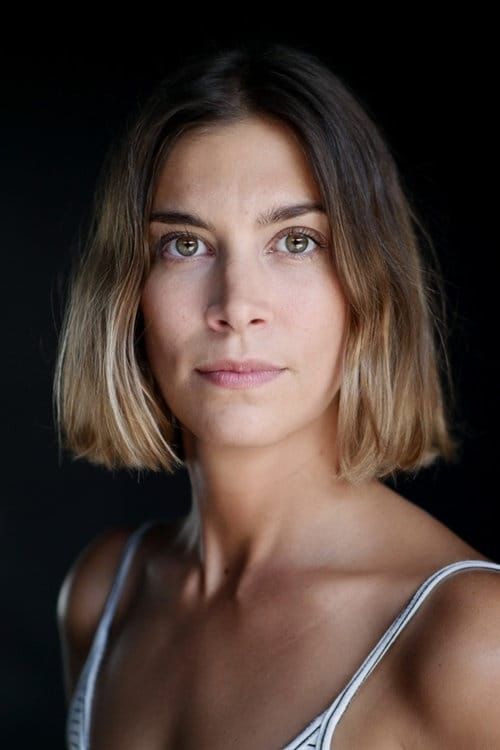 Key visual of Anaïs Fabre