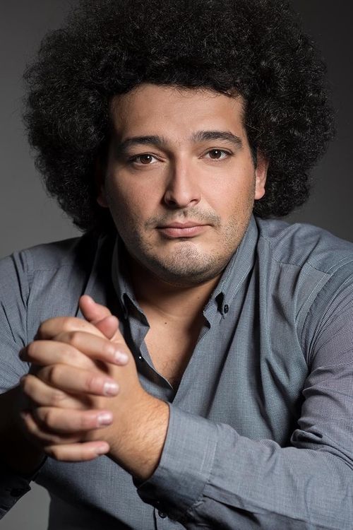 Key visual of Luís Oliveira