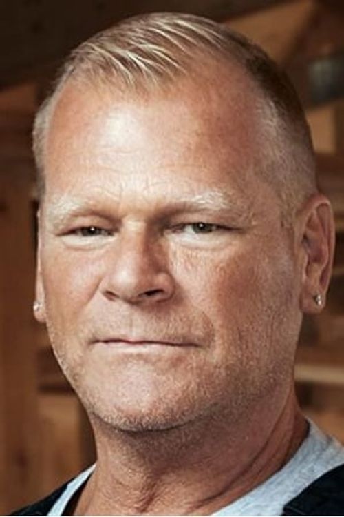 Key visual of Mike Holmes