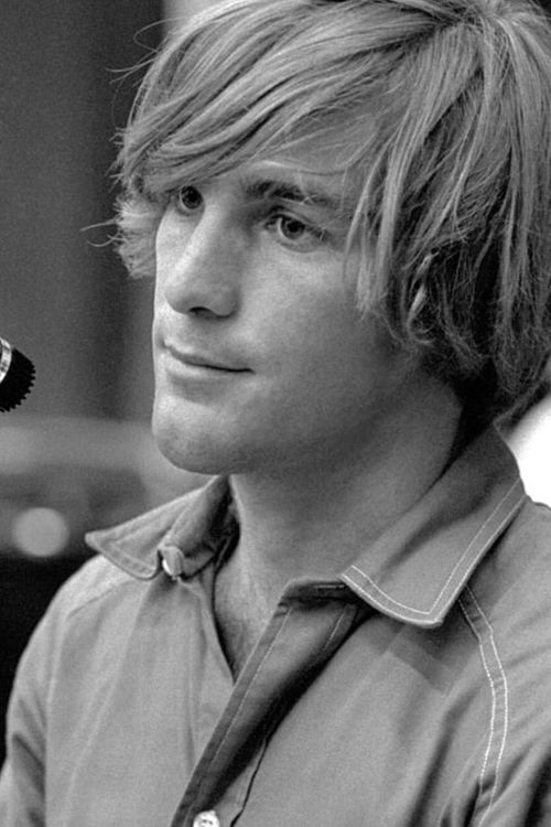 Key visual of Dennis Wilson