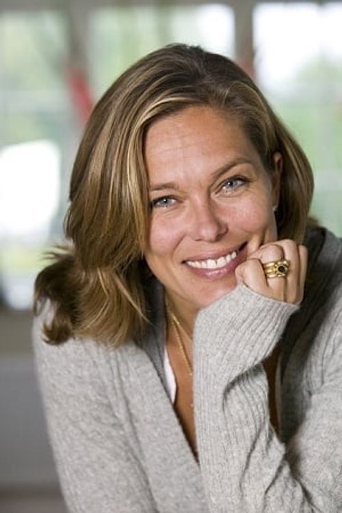 Key visual of Renée Simonsen