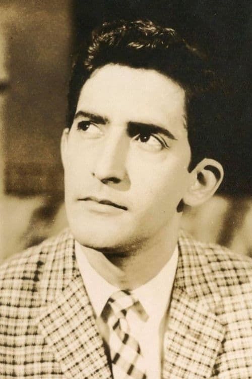 Key visual of Julio Martínez