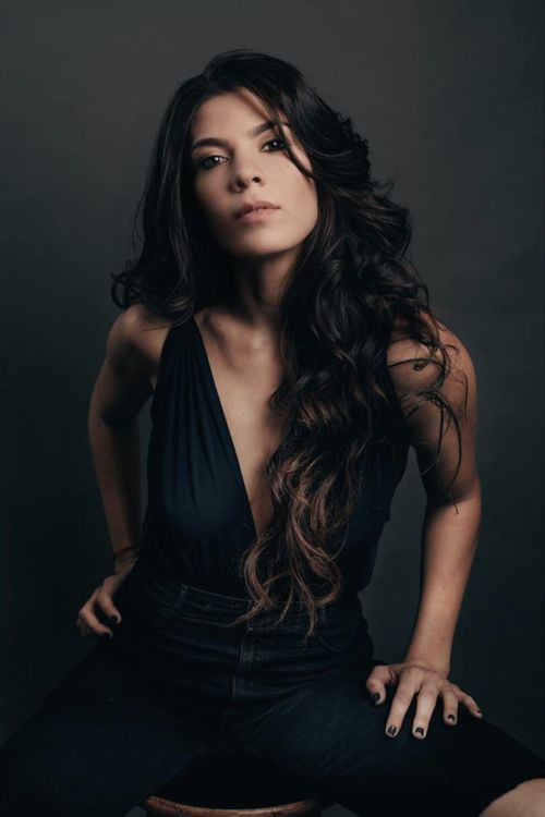 Key visual of Juliane Arguello