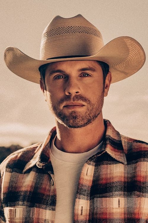 Key visual of Dustin Lynch