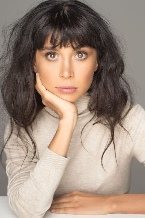 Key visual of Carolina Ribón