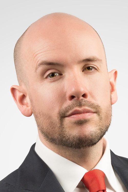 Key visual of Tom Allen