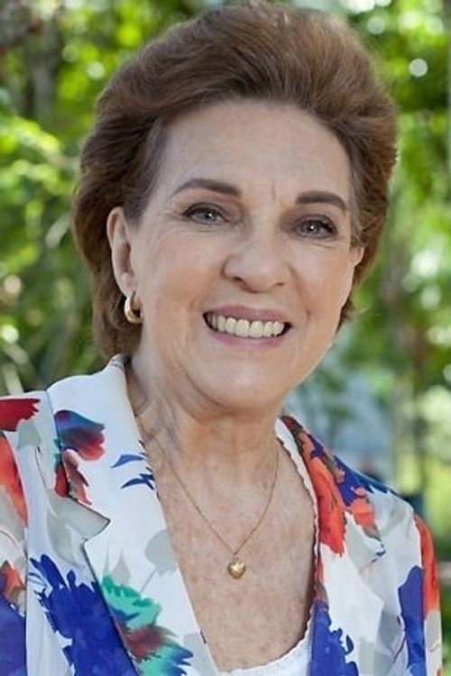 Key visual of Suzana Faíni