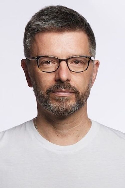 Key visual of Florian Hoffmeister