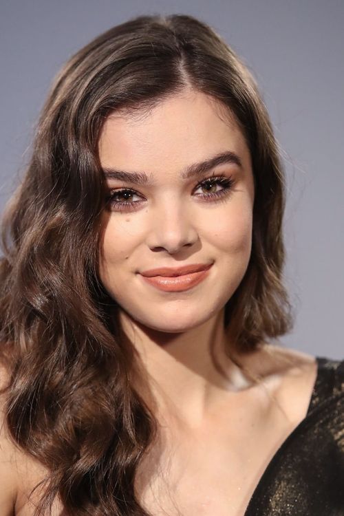 Key visual of Hailee Steinfeld