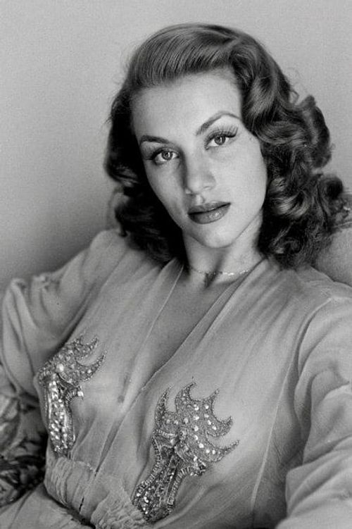 Key visual of Linda Christian