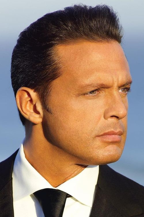 Key visual of Luis Miguel