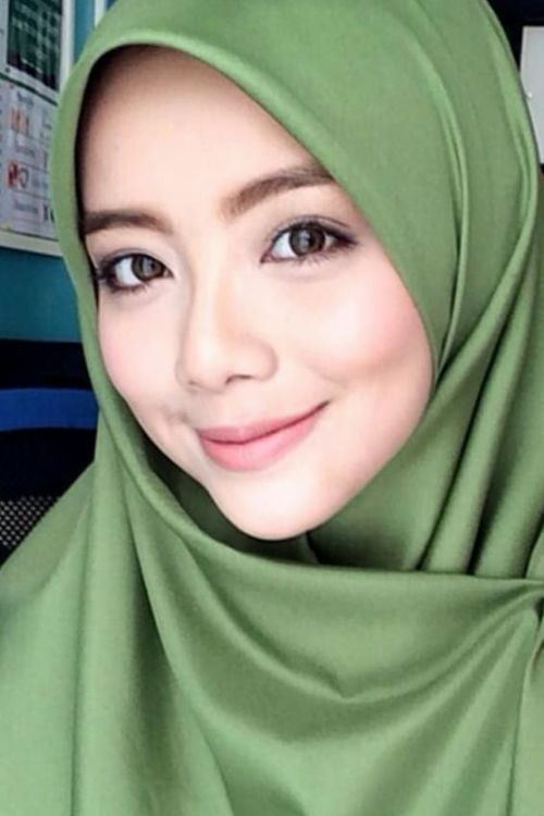 Key visual of Mira Filzah