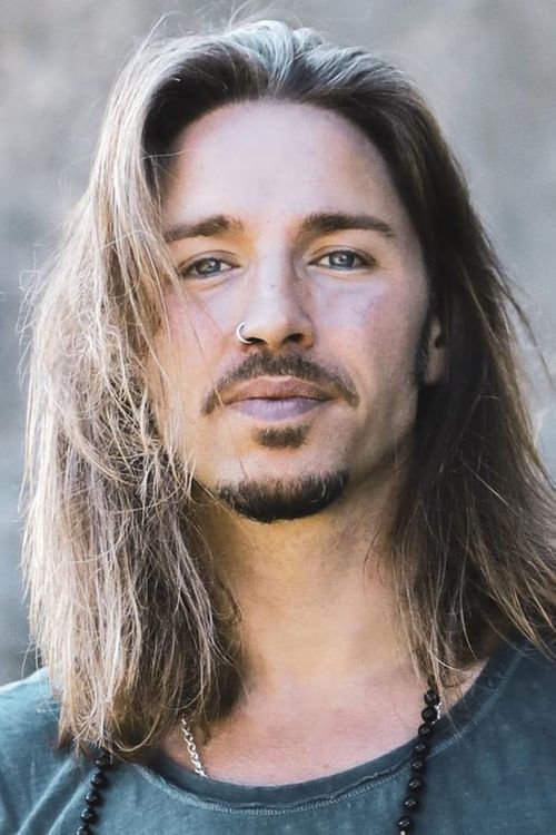 Key visual of Gil Ofarim