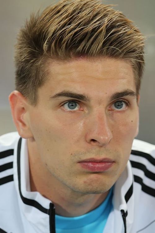 Key visual of Ron-Robert Zieler