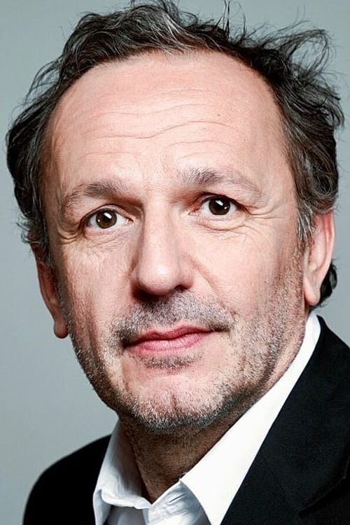 Key visual of Arnaud Viard