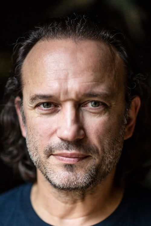 Key visual of Vincent Perez