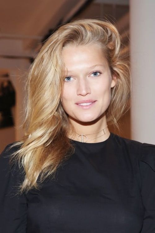 Key visual of Toni Garrn