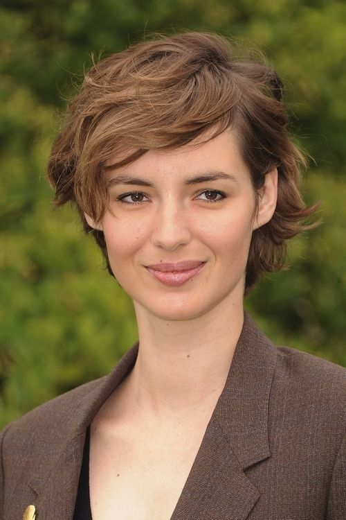Key visual of Louise Bourgoin