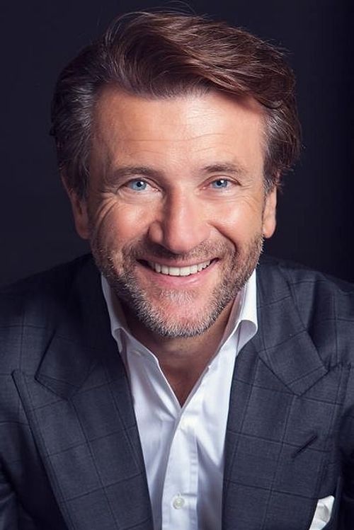 Key visual of Robert Herjavec