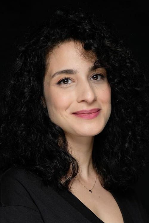 Key visual of Ezgi Özyürekoğlu