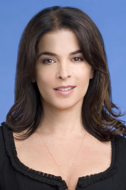 Key visual of Annabella Sciorra