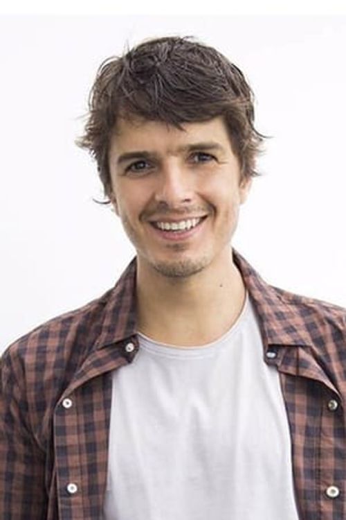 Key visual of Nicolás Galindo