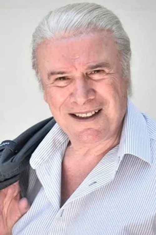 Key visual of Alberto Martín