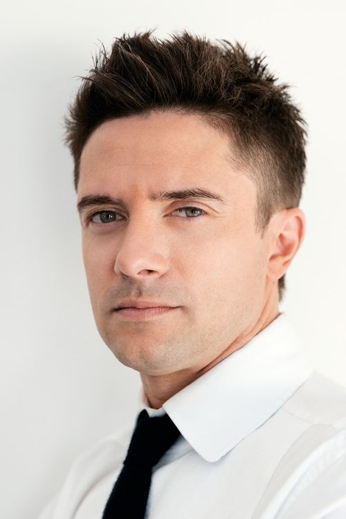 Key visual of Topher Grace