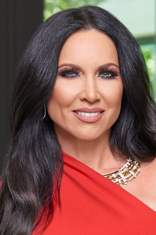 Key visual of Leeanne Locken Emberlin