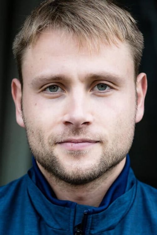 Key visual of Max Riemelt