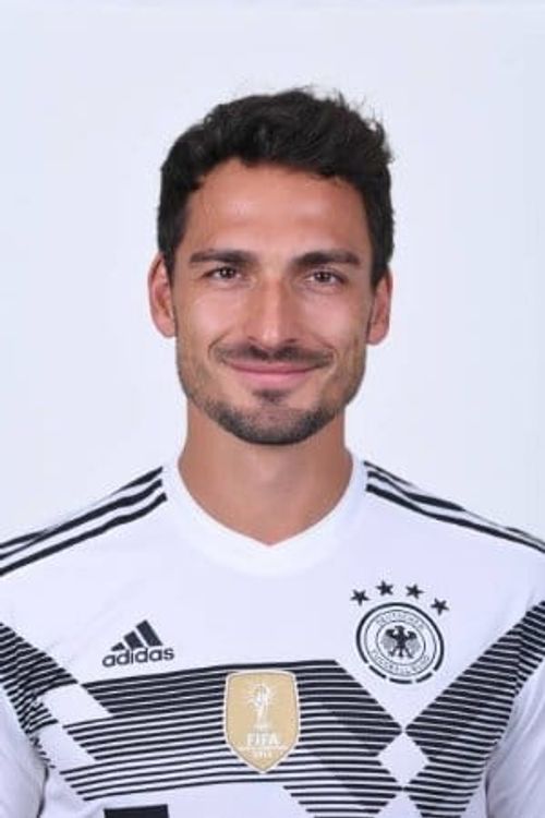 Key visual of Mats Hummels