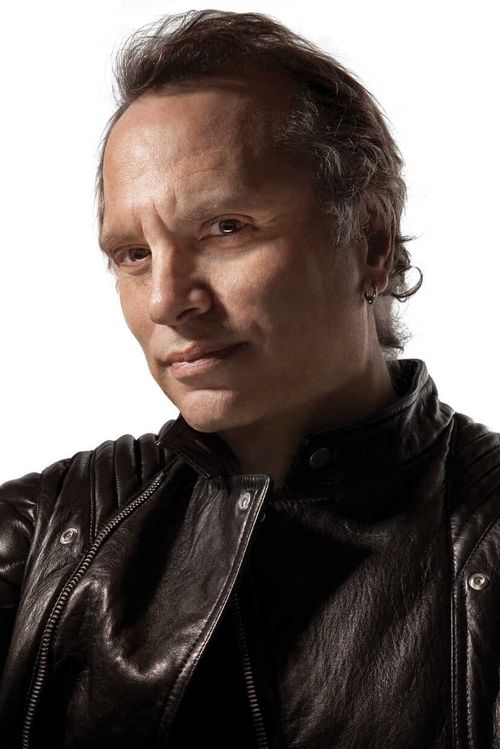 Key visual of Buzz Bissinger