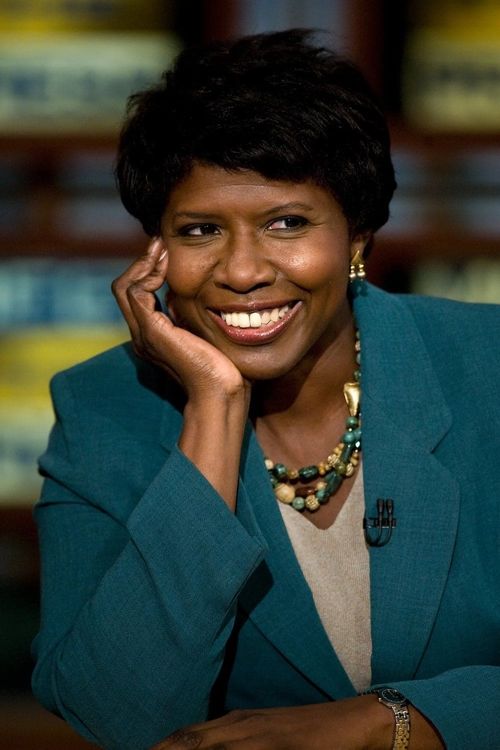 Key visual of Gwen Ifill