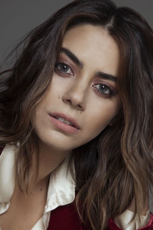 Key visual of Lorenza Izzo