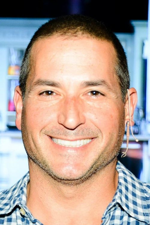 Key visual of Bobby Deen