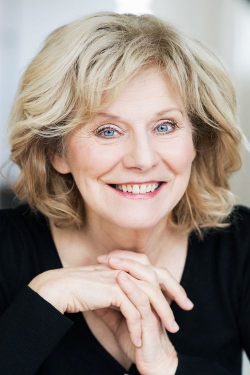 Key visual of Michèle Deslauriers