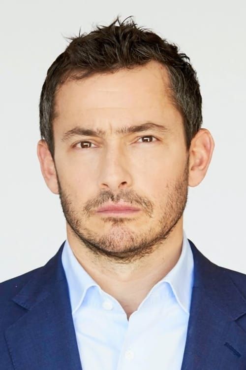 Key visual of Giles Coren