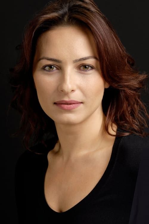 Key visual of Ayça Bingöl