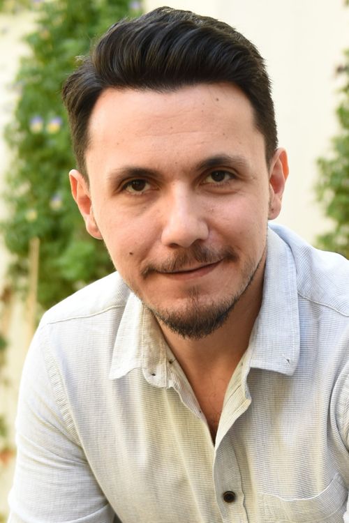 Key visual of Burak Aksak