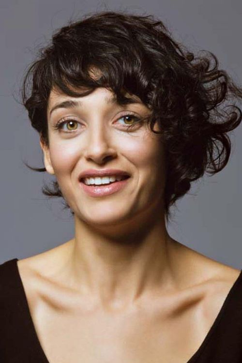 Key visual of Elif Nur Kerkük