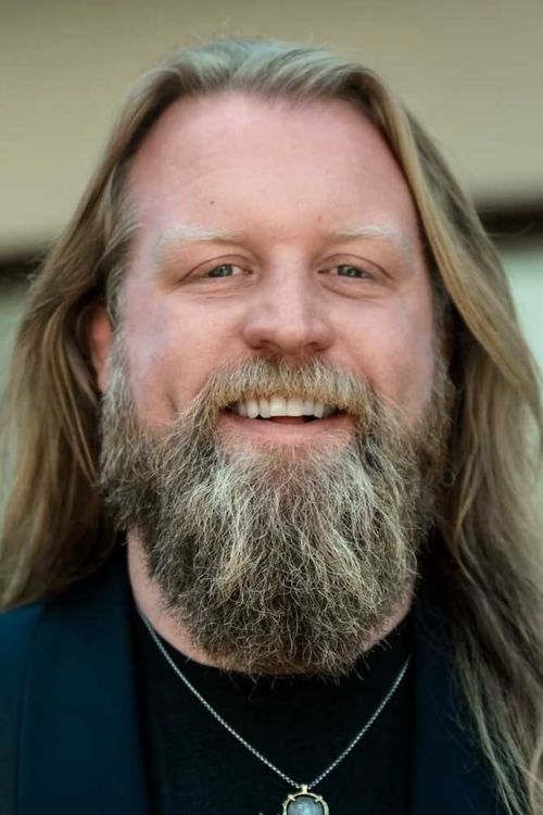 Key visual of Justin Wren