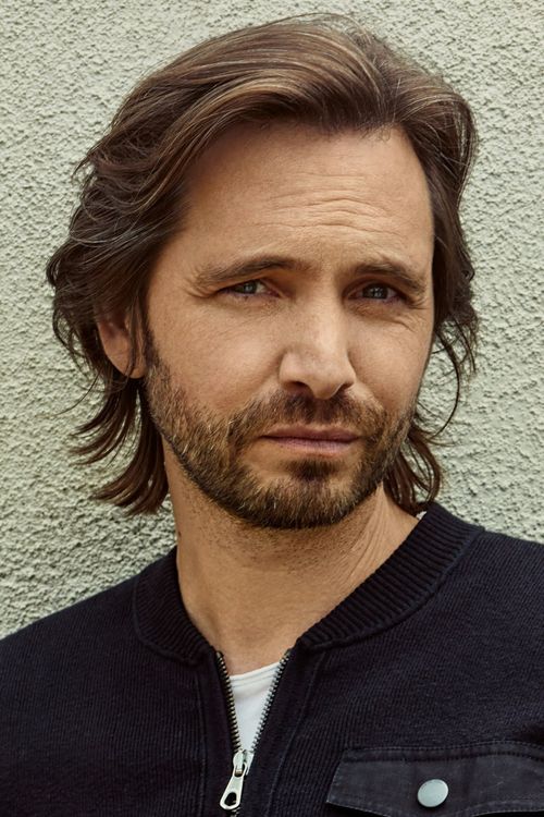 Key visual of Aaron Stanford