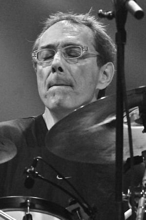 Key visual of Vinnie Colaiuta