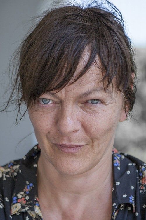 Key visual of Valérie Massadian