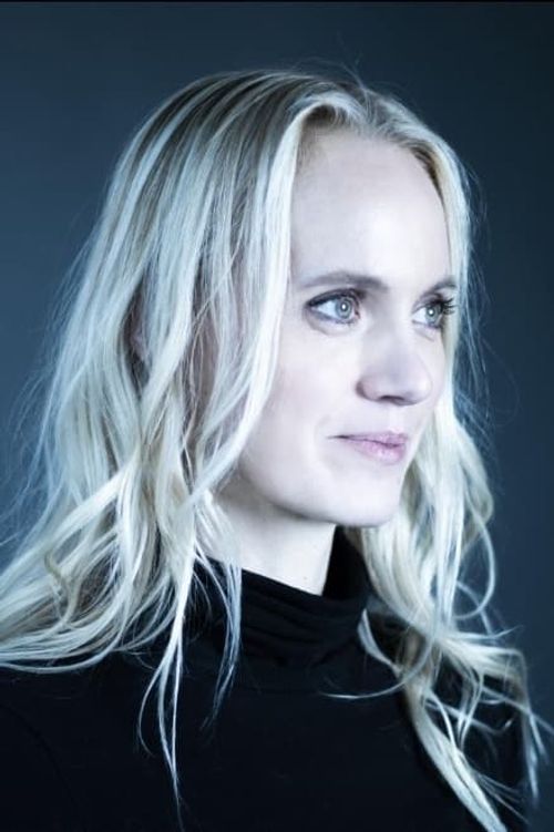 Key visual of Dóra Jóhannsdóttir